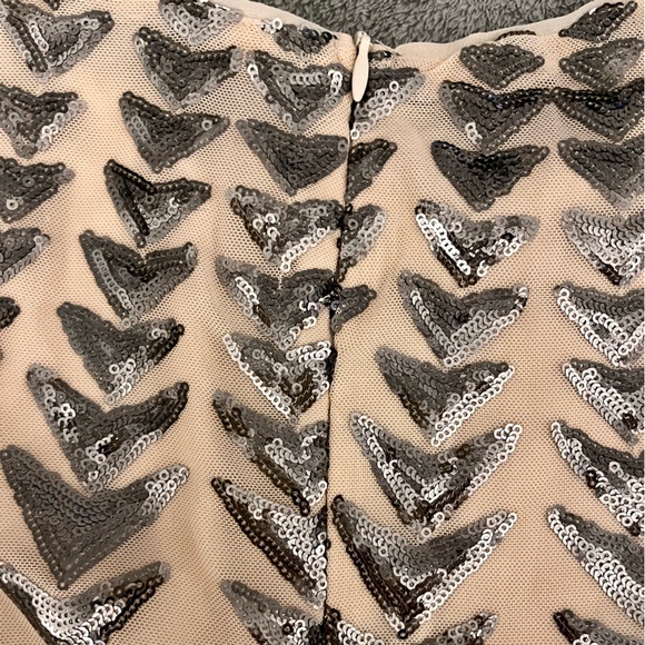 Lulu’s sequin dress - Picture 4 of 4